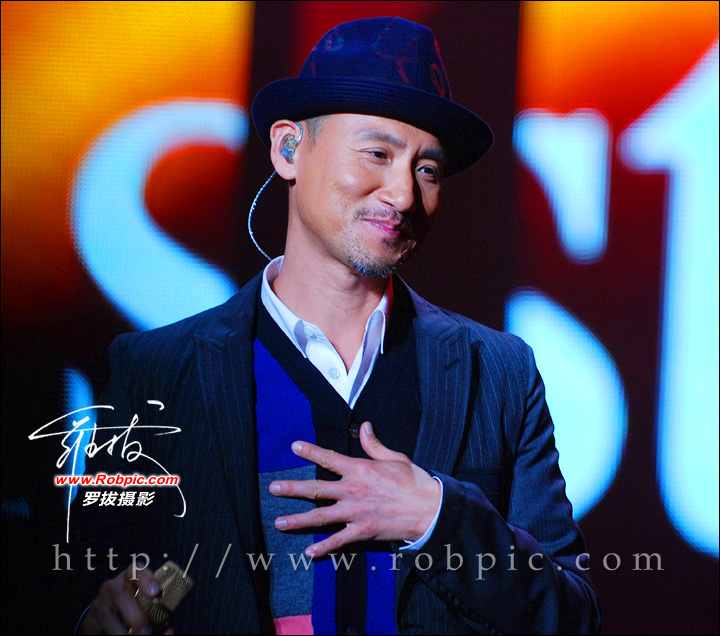 2009轩尼诗炫音之乐张学友广州荣耀献唱 www.robpic.com