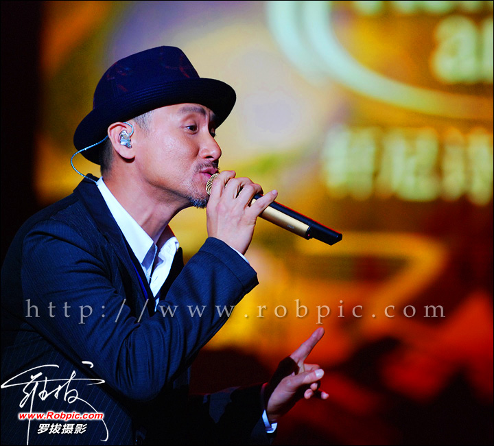 2009轩尼诗炫音之乐张学友广州荣耀献唱 www.robpic.com