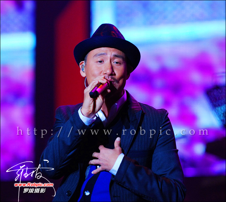 2009轩尼诗炫音之乐张学友广州荣耀献唱 www.robpic.com